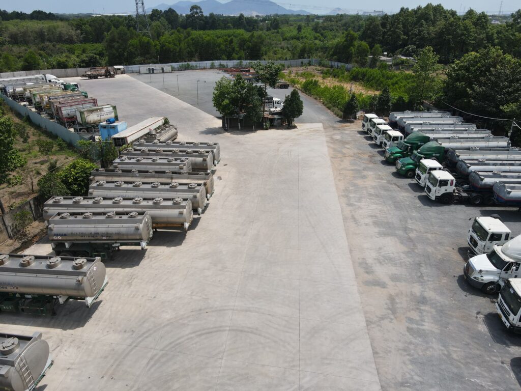 Bãi xe vận tải